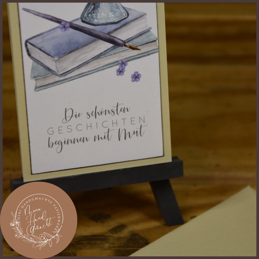 Die schönsten Geschichten beginnen mit Mut | MiniKarte | schreiben | Buch | blau