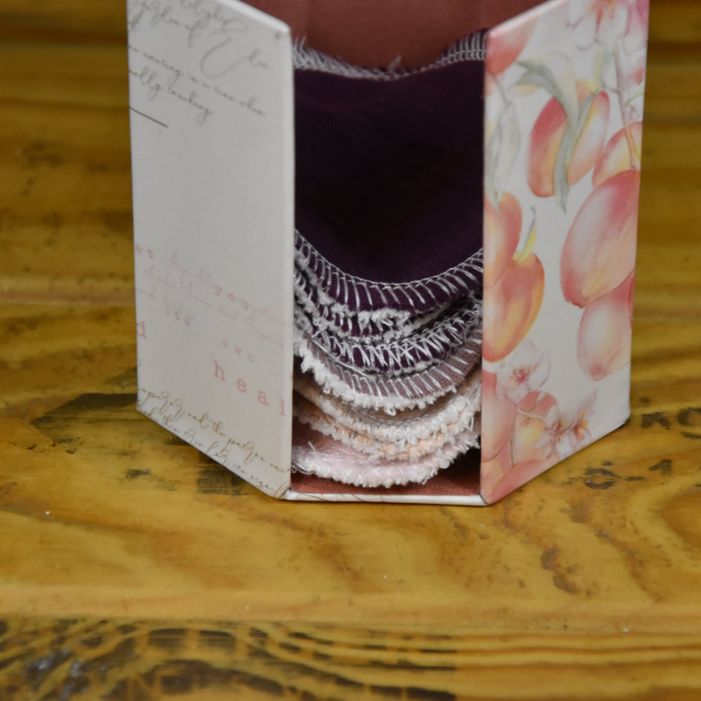 Abschminkpads-Aufbewahrungsbox | Schachtel | mit Abschminkpads | Pfirsich