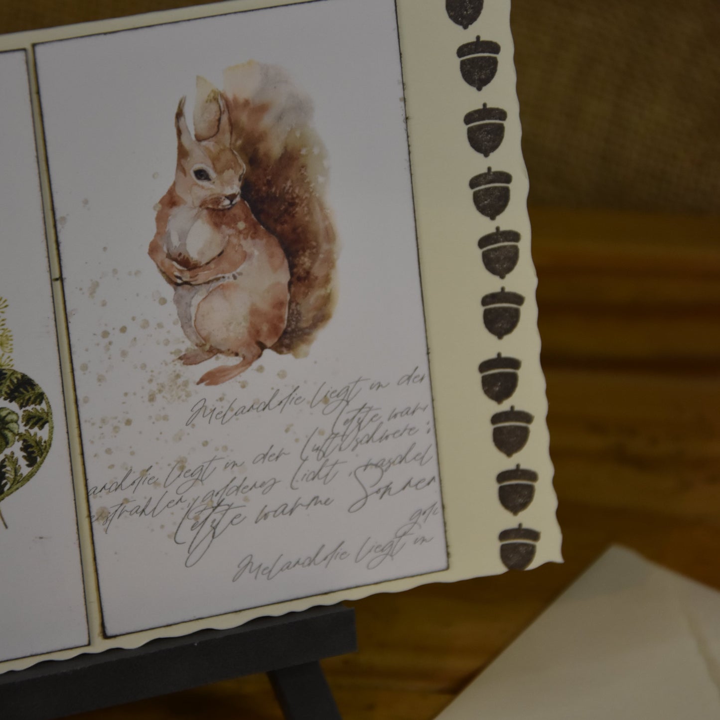 Herbstgruss | Postkarte | Eichhörnchen & Farn