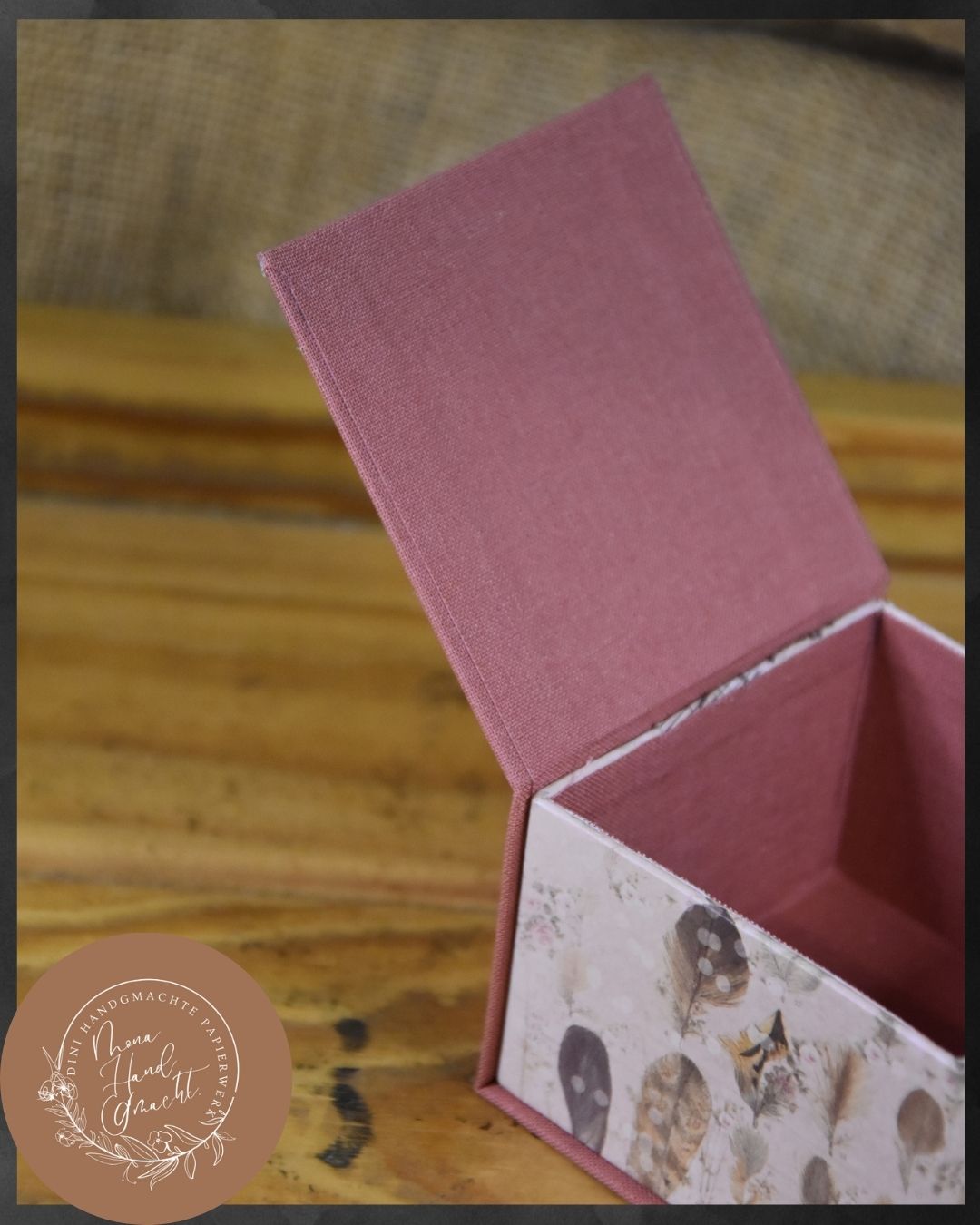 Schmuckkästchen | Schachtel | Federnkleid | Rosa