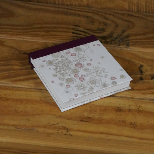 Haftnotizblöckchen | Erdbeer-Blüten | rötlich-rosa | 10 x 10 cm
