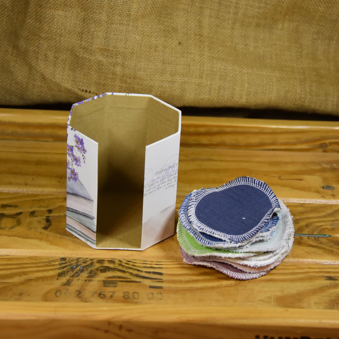 Abschminkpads-Aufbewahrungsbox | Schachtel | mit Abschminkpads | Vergissmeinnicht